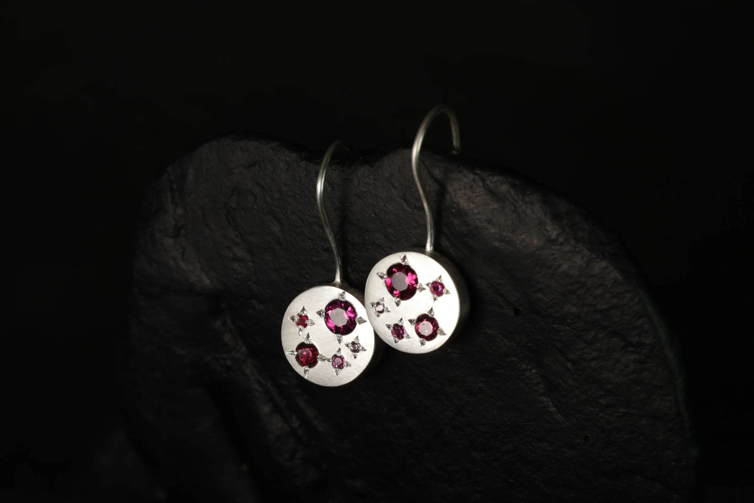 Stratum Earrings Pinks image 1